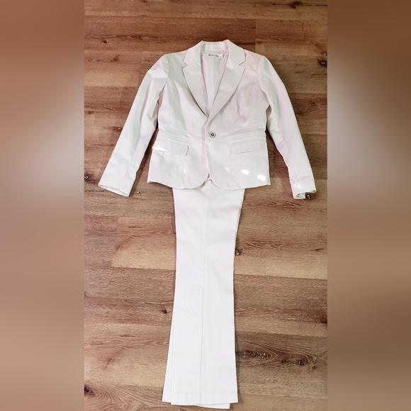 NY&C 2 PIECE WHITE SUIT sz 6 - Picture 2 of 2